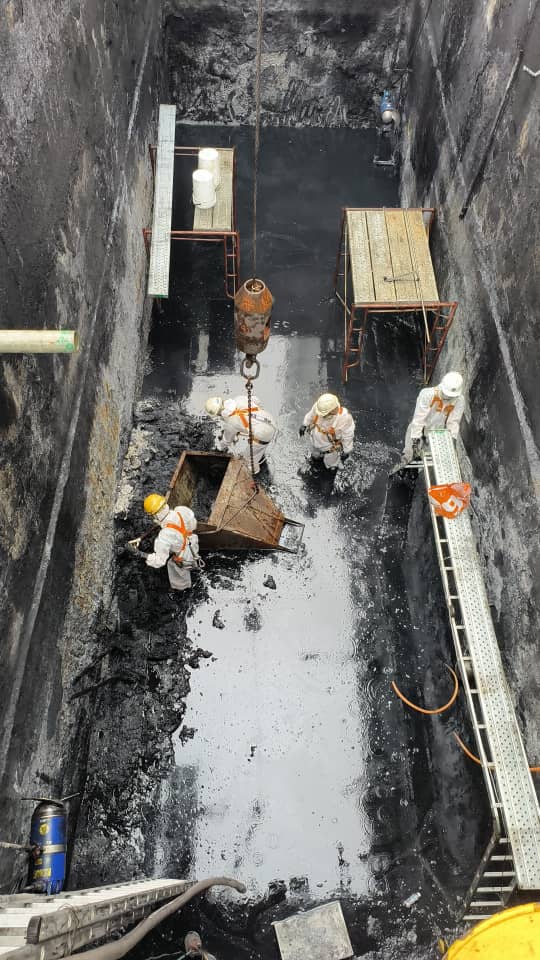 Reservoir Cleaning